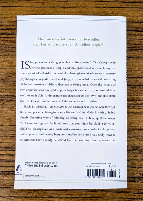 Бестселър на английски, книгата The courage to be disliked