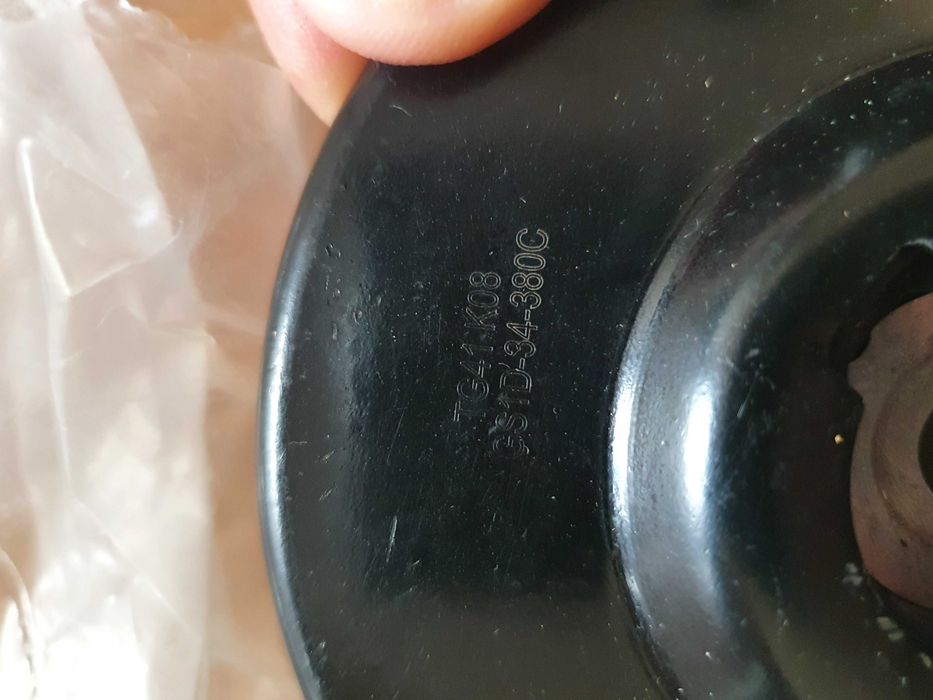 Тампони за макферсън/амортисьор Мазда 6 нови