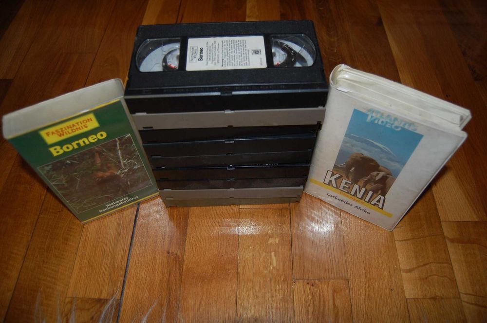 Casete VHS,7 originale,2 inregistrate