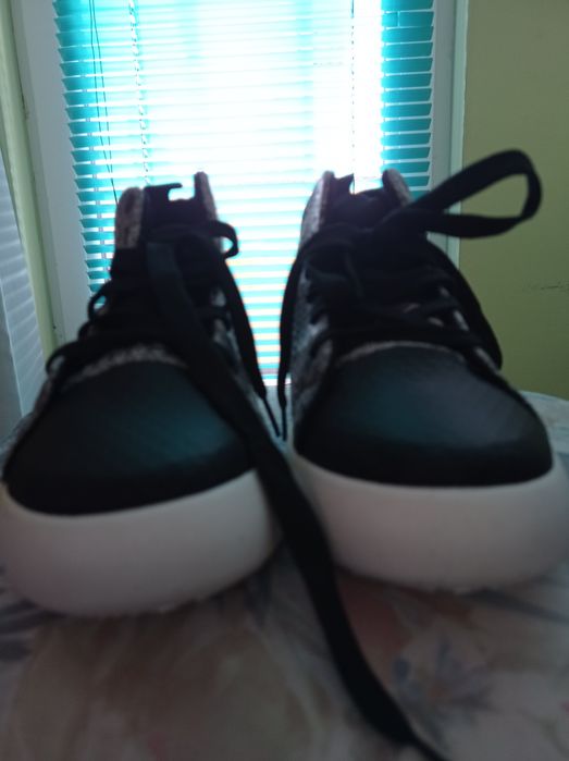 Дамски платнени кецове