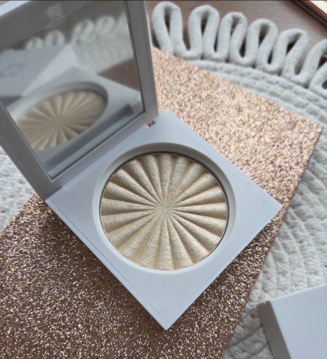 Iluminator Ofra highlighter
