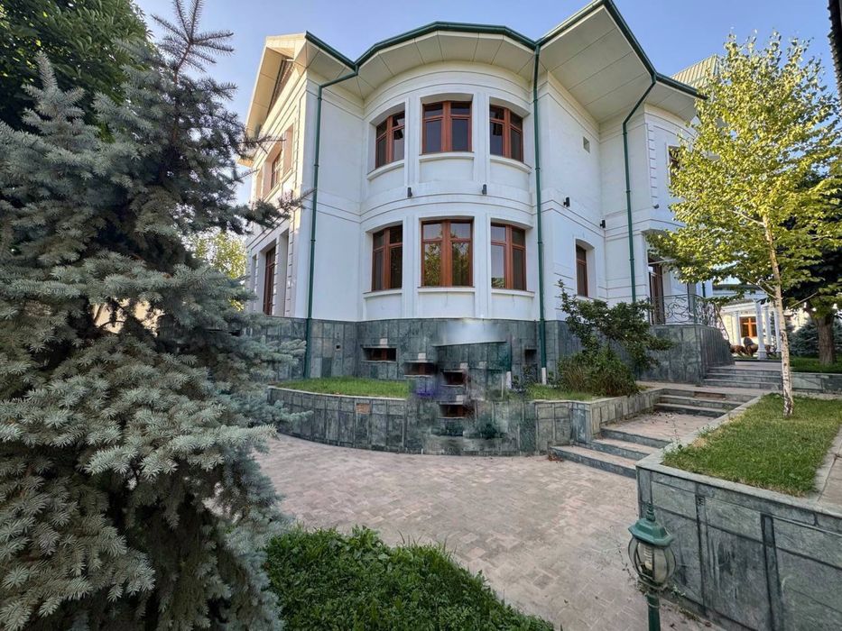 Центр Луначарский  Продается Евро дом 24.соток