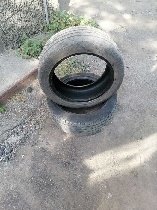 2бр. гуми 215/50/17 летни