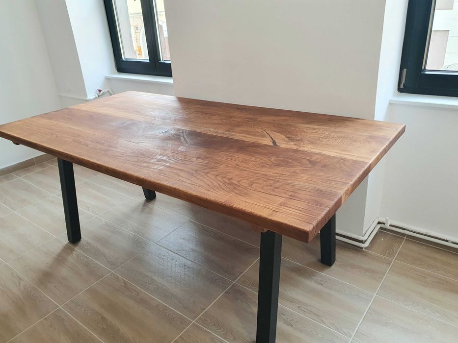 Masa / birou din lemn de stejar noua de calitate