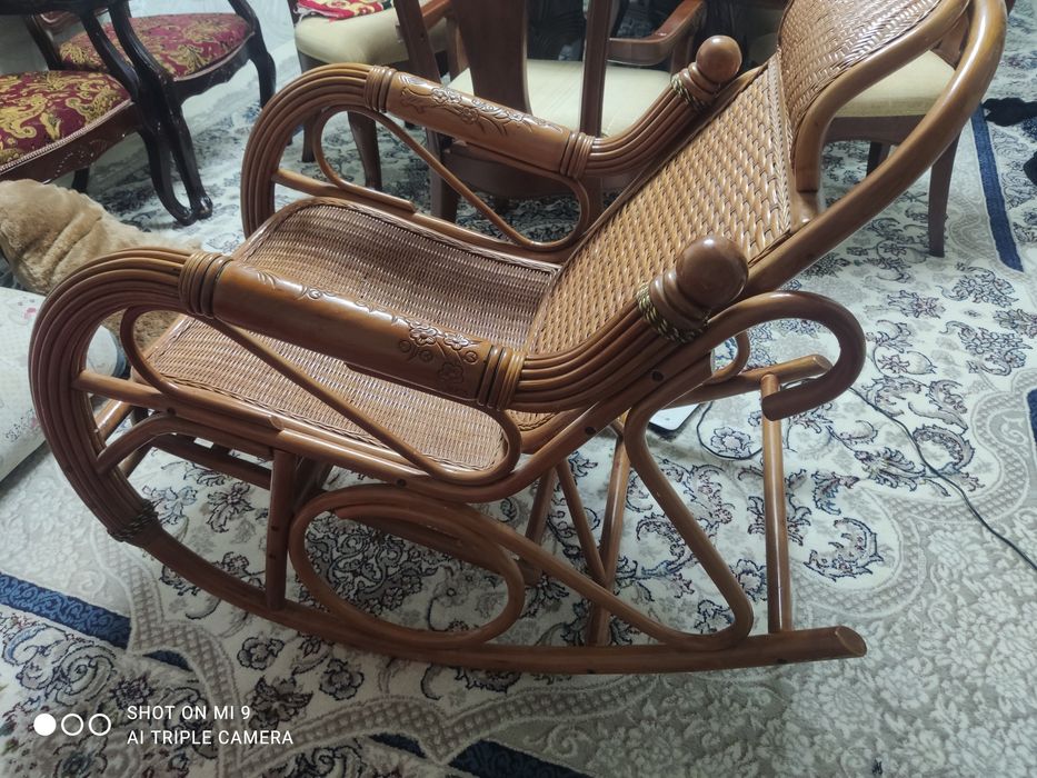 Продам кресло качалка