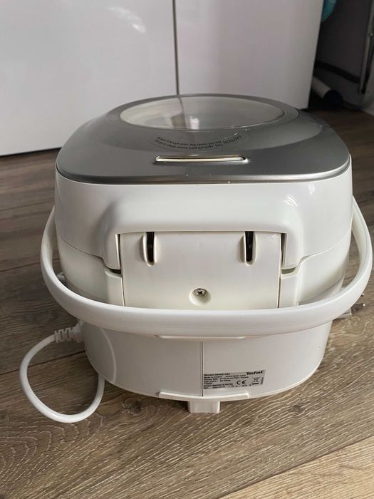 Multicooker Tefal cu AI
