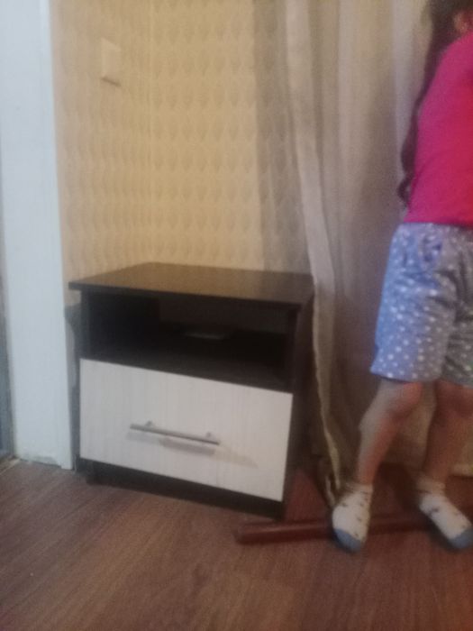 2 тумбочка 1 шкаф жагдайы жаксы