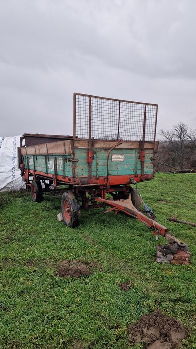 Mig Gunoi Remorca gunoi împrăștiat