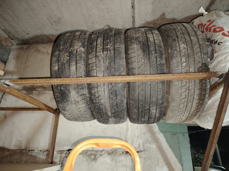 Комплект всесезонной резины 225/65 радиус 17