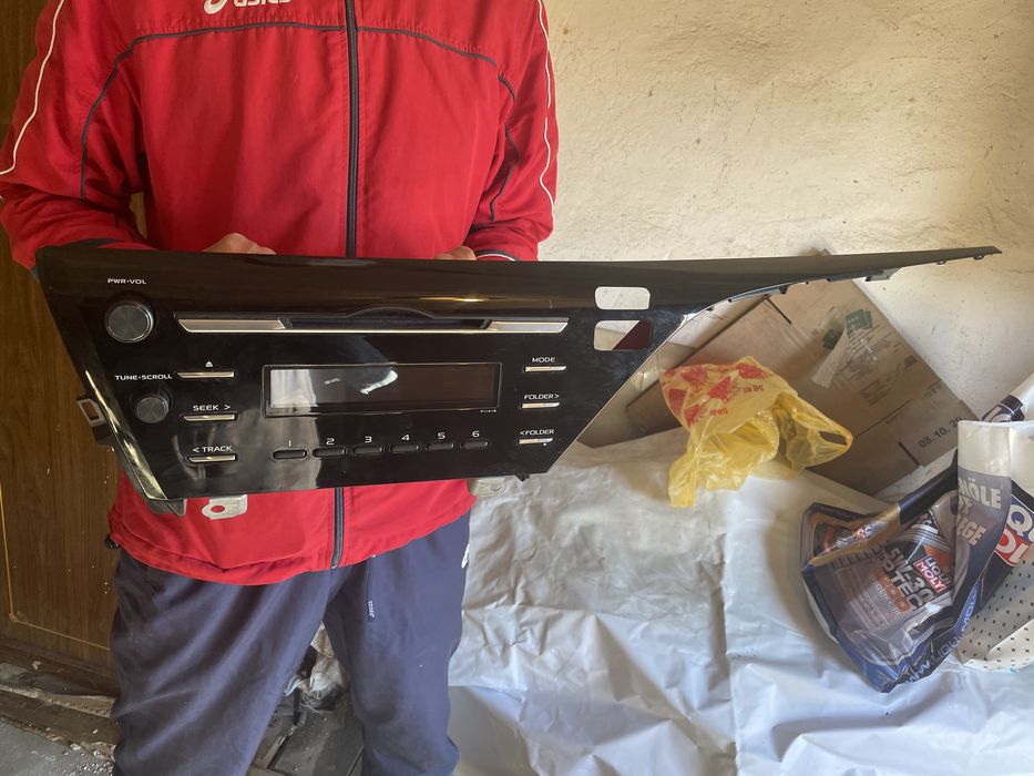 Магнитолла на 70камры