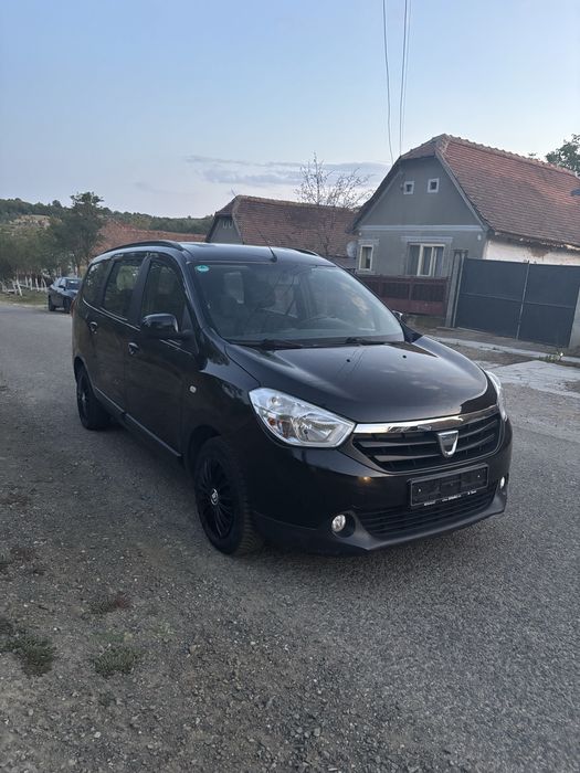Dacia Lodgy/ 1.2 benzina/ 7 locuri/ 2013