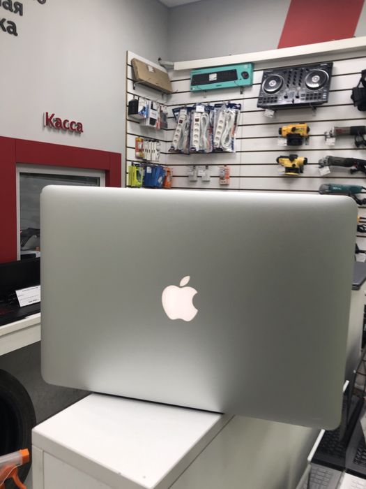 MacBook Air 13 2017 (p25)