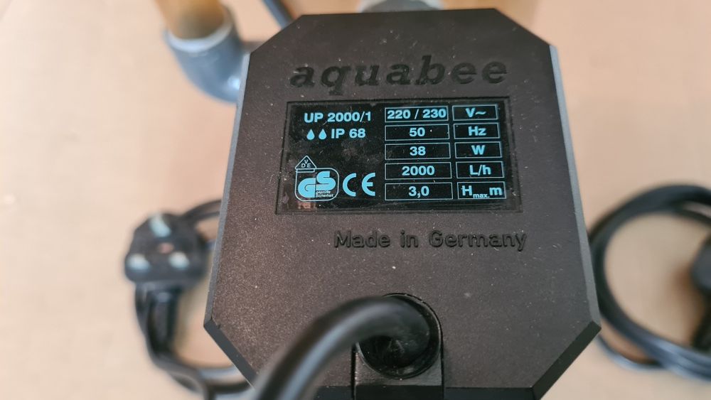 Spumător de proteine pentru acvarii