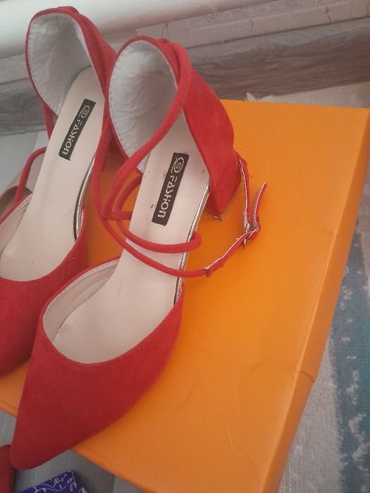 Туфли  3000 тг.продается