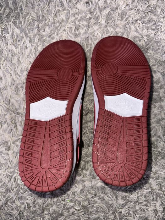 Nike кроссовки 39 размер