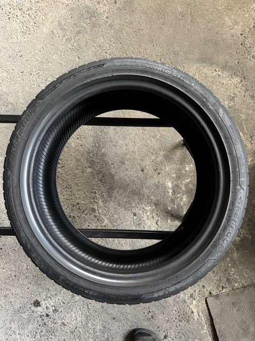 225/40/18 Vara , Set HANKOOK 4622 Stare Excelenta !