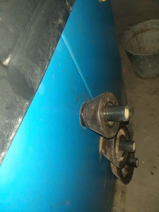 Продаётся  балансировочный  аппарат