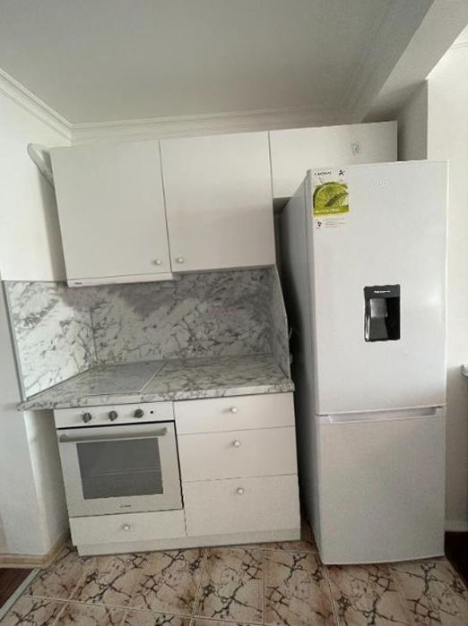 Дава се под наем Тристаен апартамент в София, Лозенец - 115 кв.м за 900 € - Снимка #4