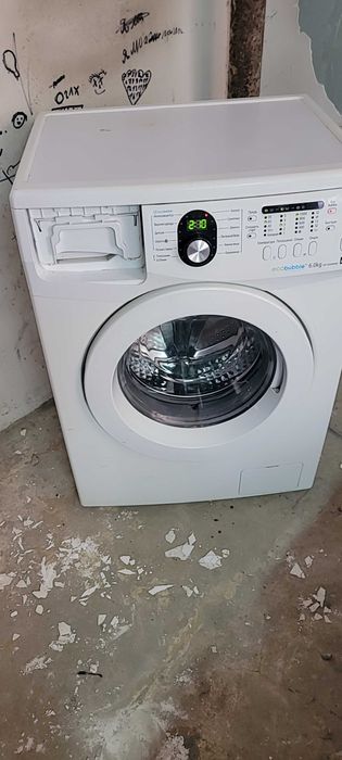 Продам стиральную машину