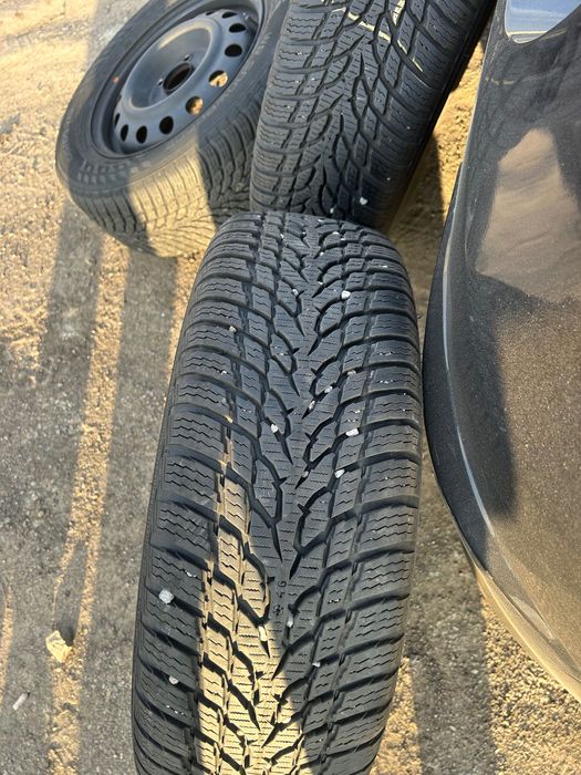 4 зимни гуми WR SNOWPROOF 195/65R15