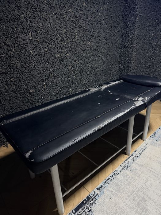 Продам срочно две кушетки 50 тыс тг