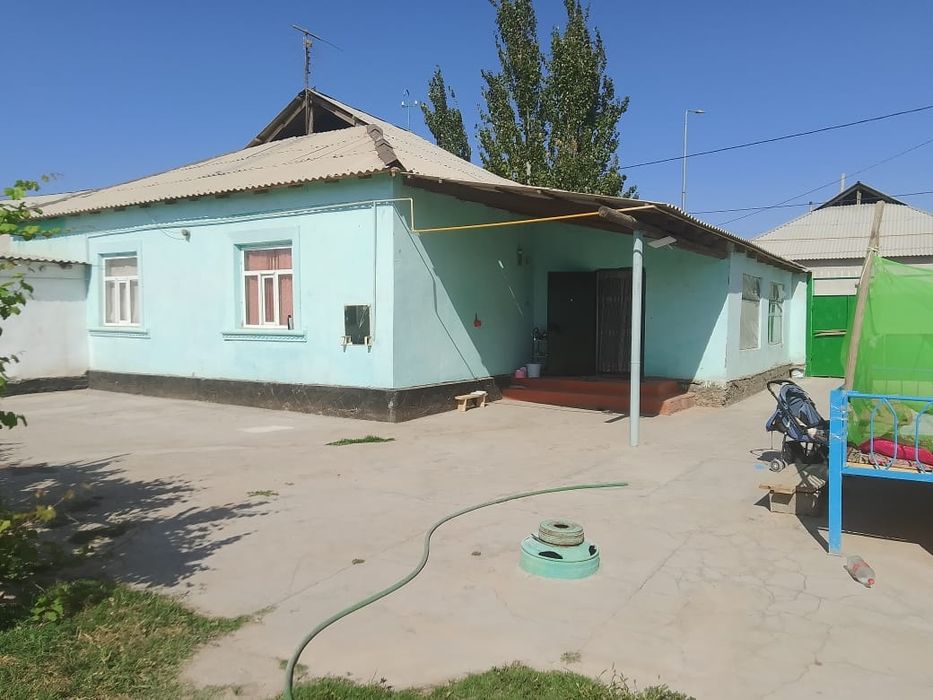 Тез арада үй сатылады!