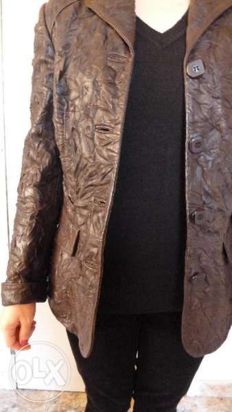 продавам елегантно сако от естествена кожа