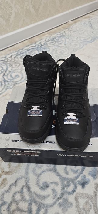 Ботинки Skechers 44 размер