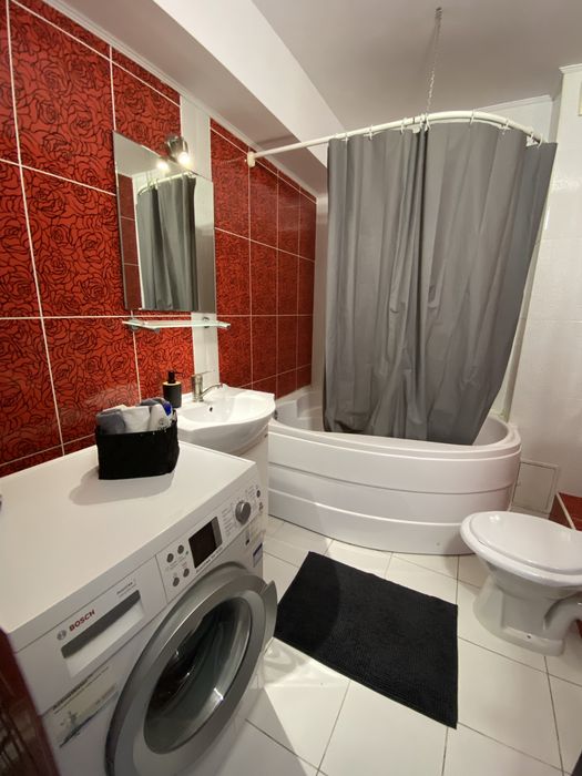 De inchiriat apartament 2 camere zona Nufarul