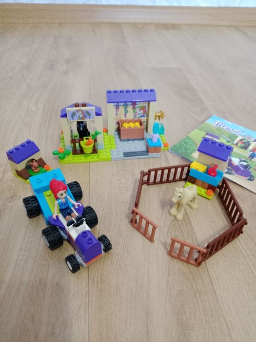 Продам конструктор Лего.