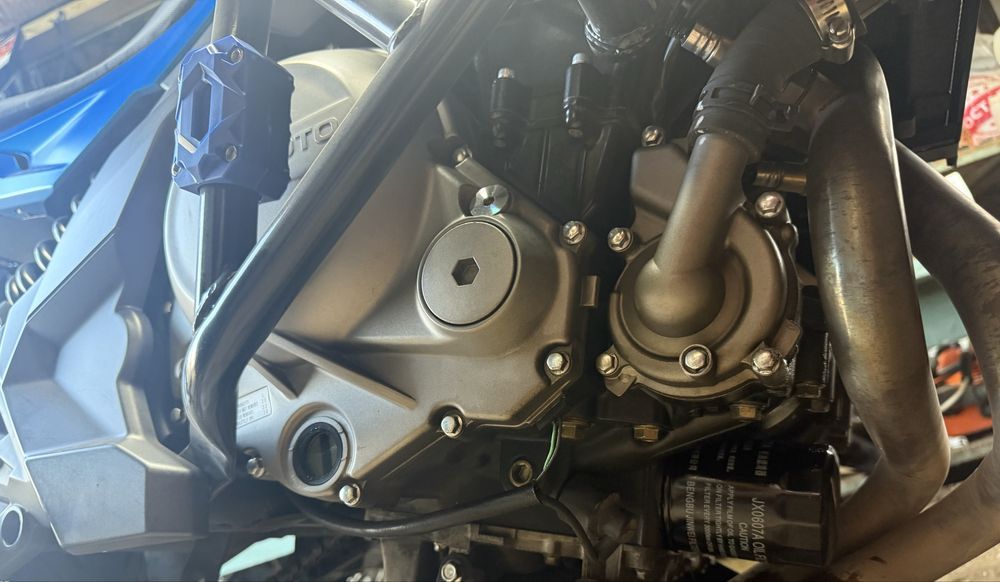 Мотоцикл CF moto 650NK