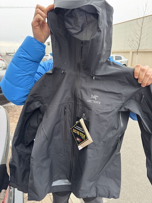 Geaca Arc’teryx dama 100% originala !!!