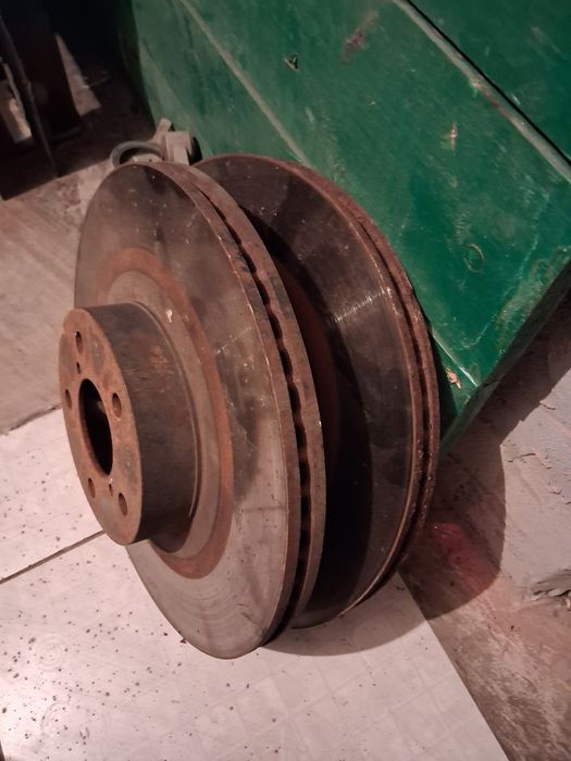 Продам запчасти от субару легаси