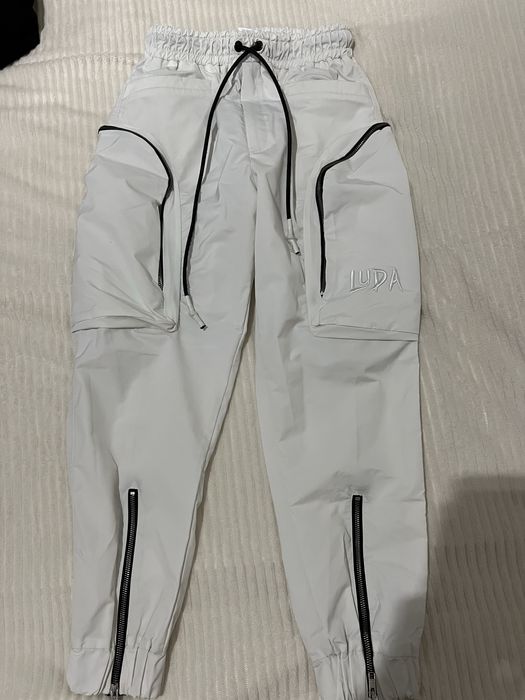 Luda - панталон S Размер
