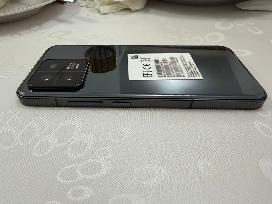 Xiaomi 13/ 8 gen-2. 256gb