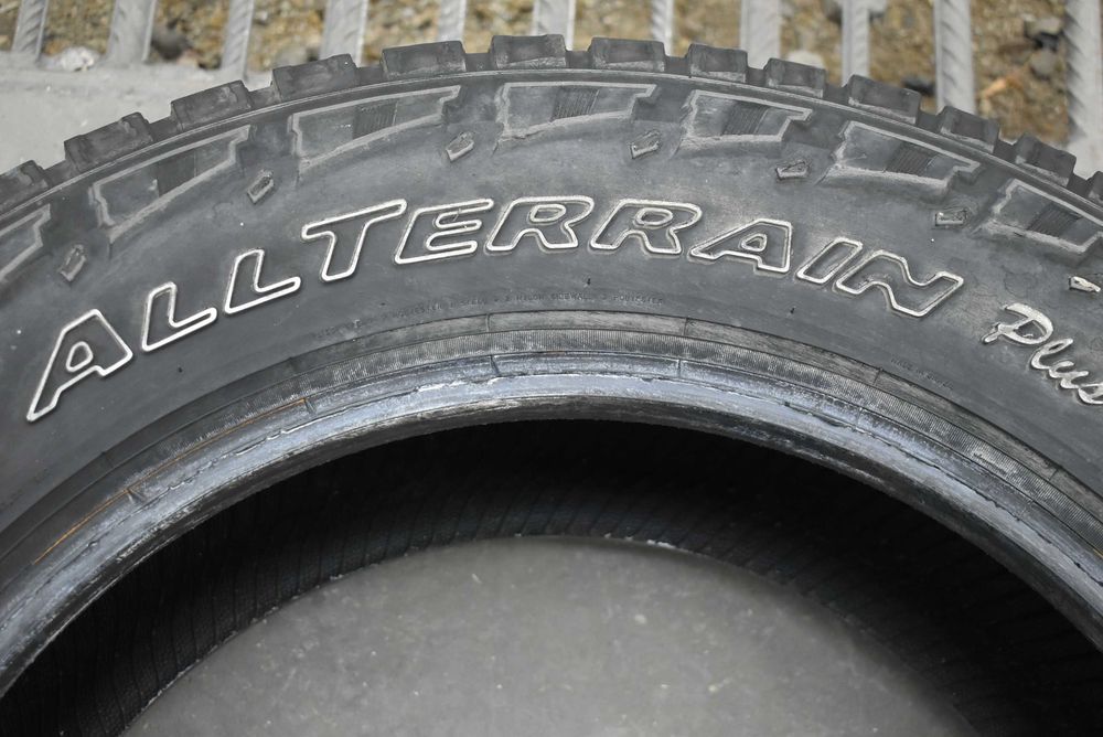 1бр. Гума 275/60/20 All TERRAIN