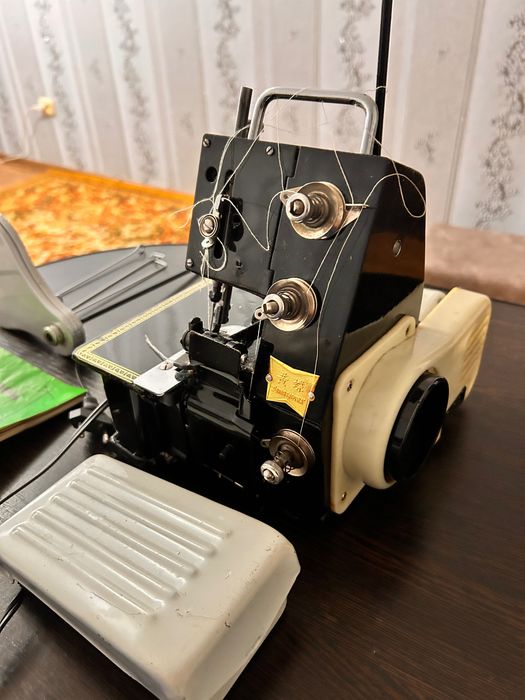 Оверлок электрический