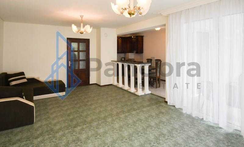 Тристаен апартамент под наем в кв. Редута