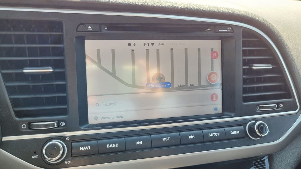 Vând navigație Hyundai Elantra 2019