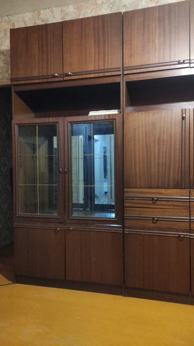 Продам стенку б/у 3.5*2  состояние хорошее,самовывоз