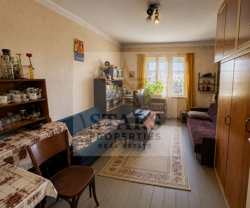 Продава се Тристаен апартамент в Варна, Център - 106 кв.м за 2217 €/кв.м - Снимка #1