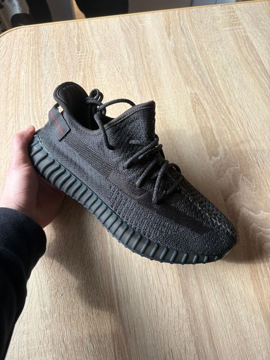 Yeezy boost 350 v2