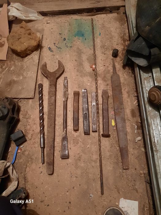 Инструменты строительные