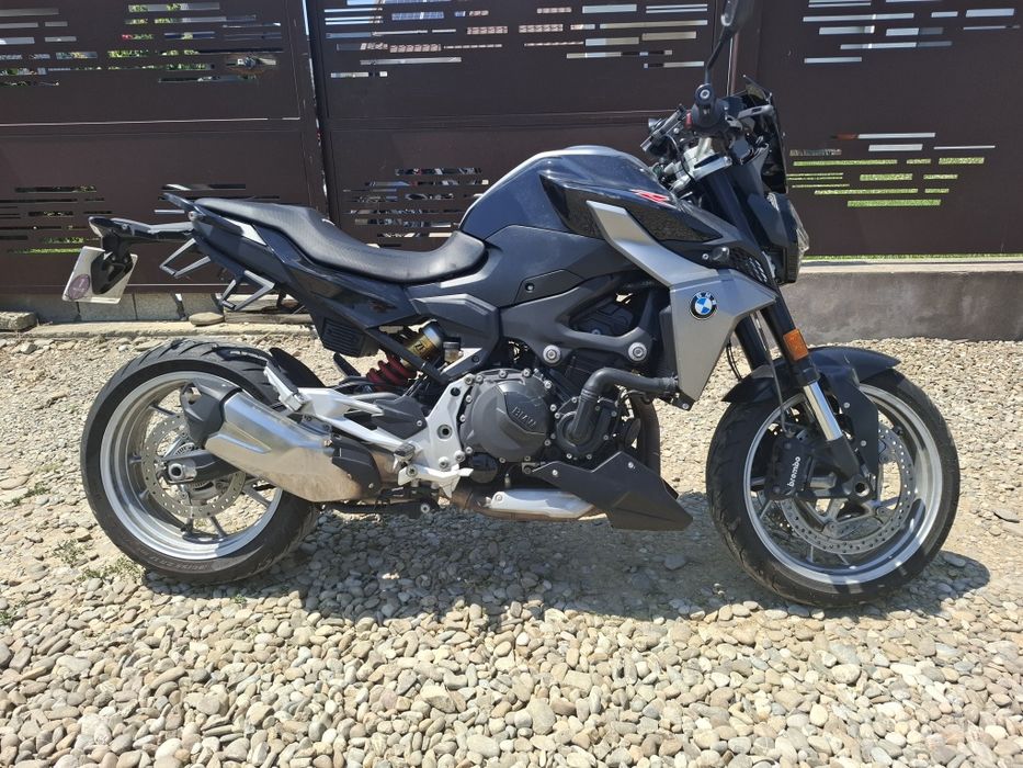 Oferta Bmw F 900 R model 2022 ESA. Display defect