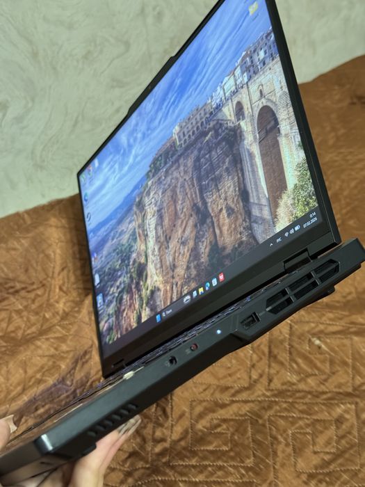 Продается ноутбук LENOVO LEGION PRO 5