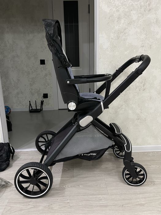 Коляска в отличном состоянии