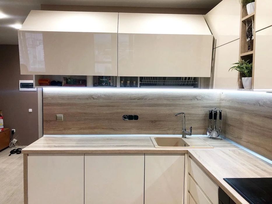 Изготовим мебель на заказ Шкафы кухни гардеробы комоды