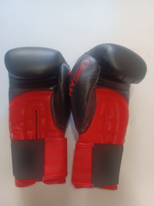Боксови ръкавици adidas hybrid 100  10oz
