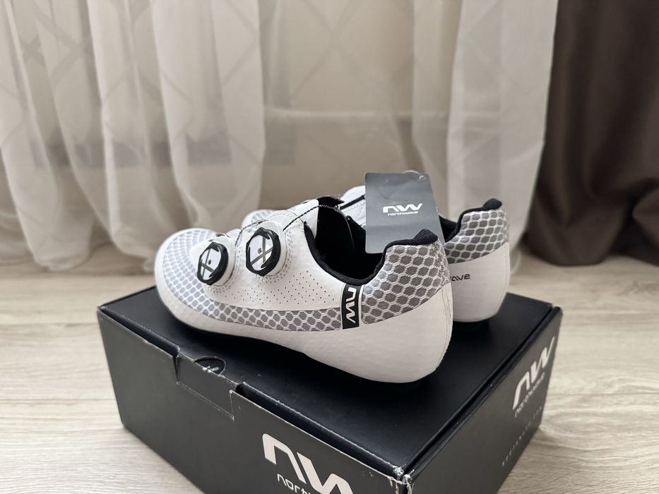 Карбонови шпайкове North Wave Mistral Plus