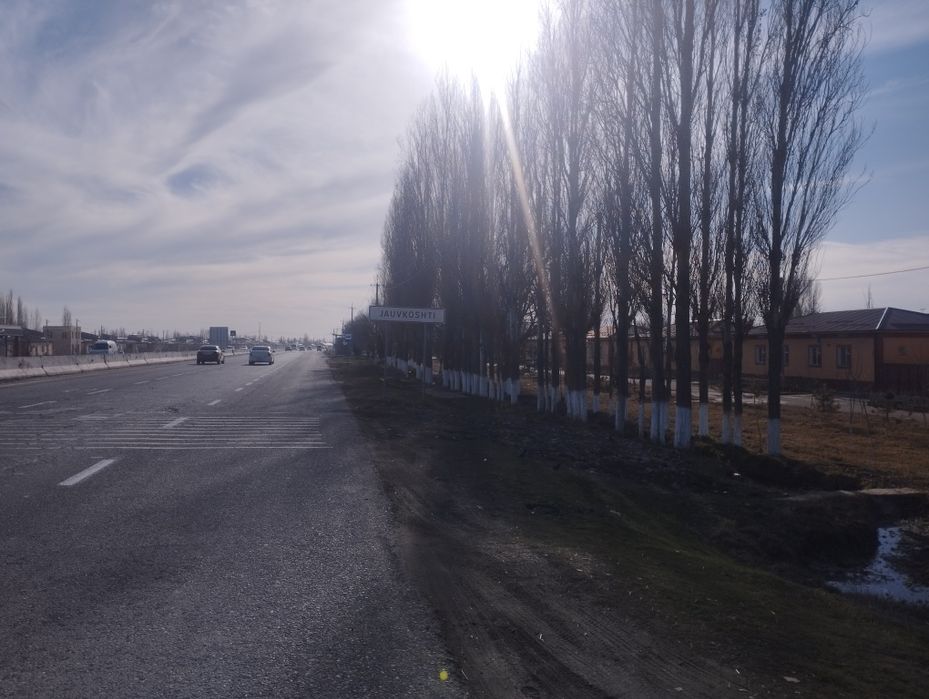 Участка сотилади